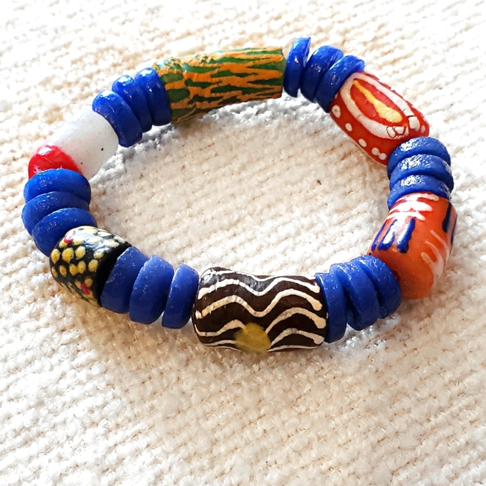 Traditional Glass / Trade Bead Bracelet